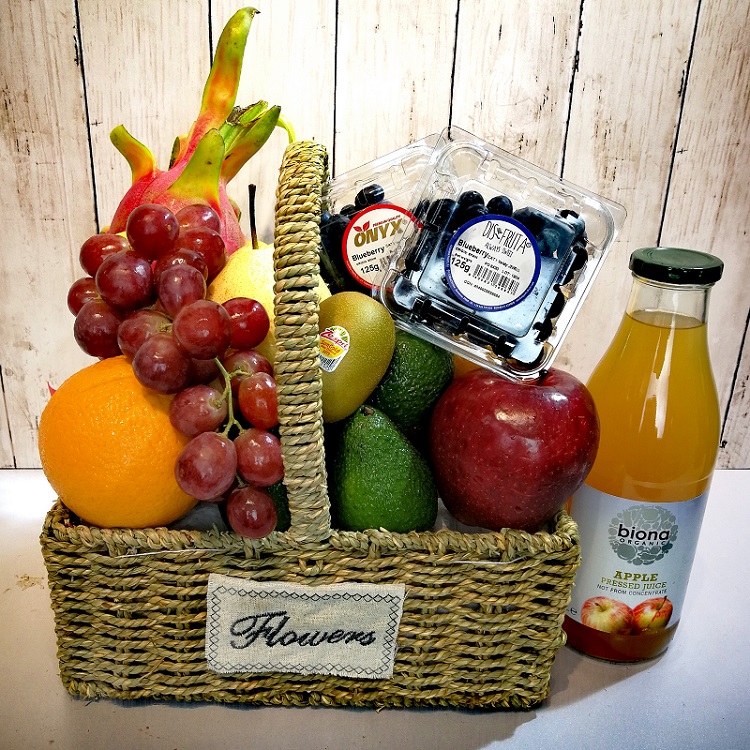 Daily Seasonal Fruits with Juice