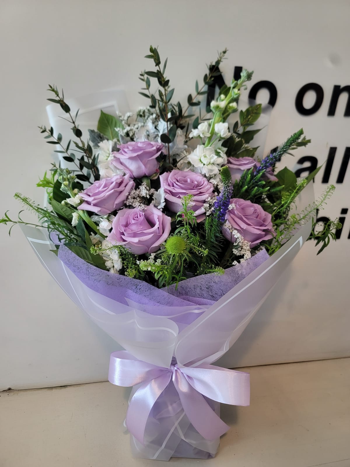 6 Rose Bouquet (Colour at Your Choice)