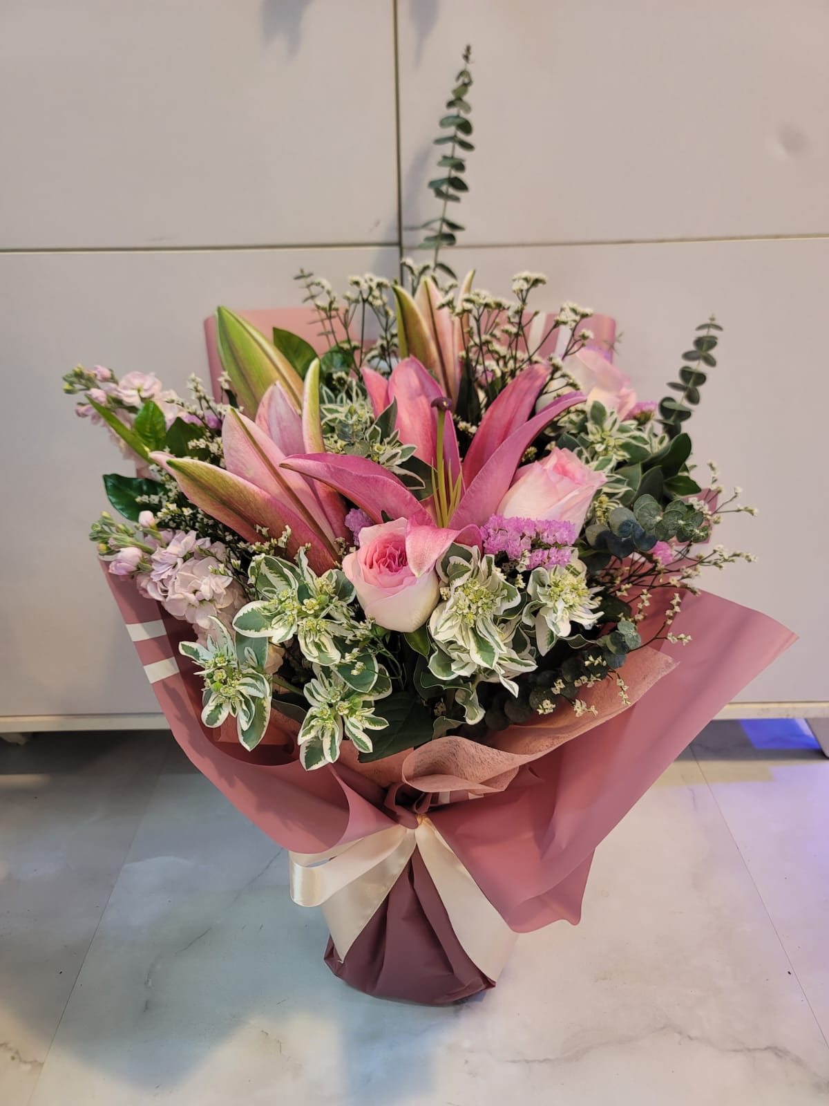 Oriental Lily and rose